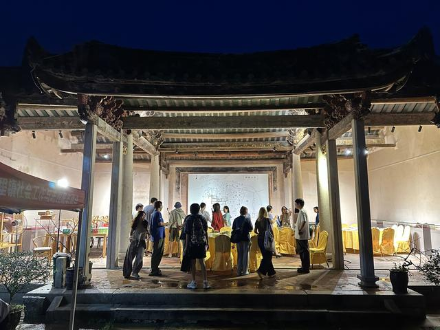 2024年7月28日，盛夏观潮，活动杀青宴在潮汕经典民宅中进行。陈功铭 图