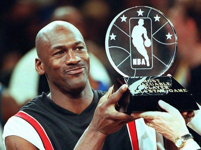 迈克尔·乔丹|mvp|乔丹_新浪新闻