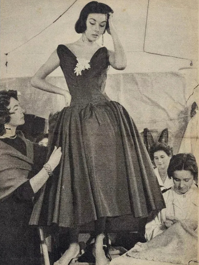 彼时CURIEL工匠也皆为女性