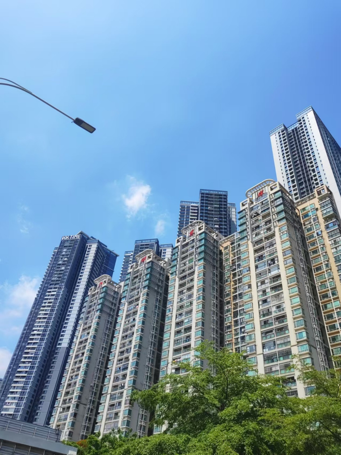 （罗湖一处同时拥有商务公寓和住宅的新房项目 吴家明/摄）