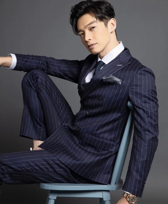 此前一公布婚讯吴尊立刻催他赶紧生娃如今已经43岁的辰亦儒也是如愿以