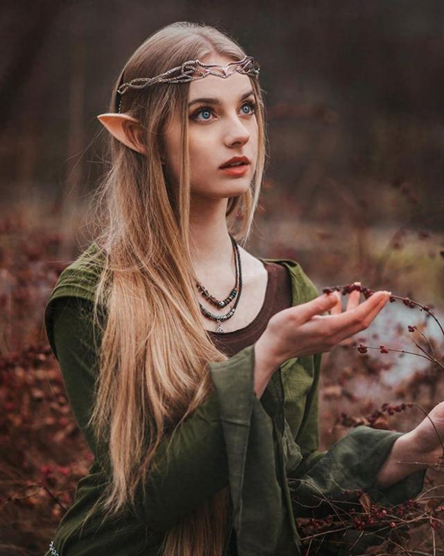 工作之余看看精灵女孩吧