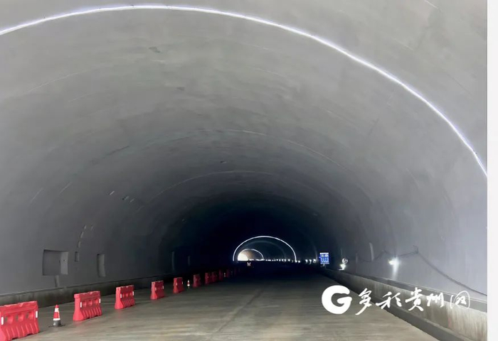 小坝隧道。图源：多彩贵州网