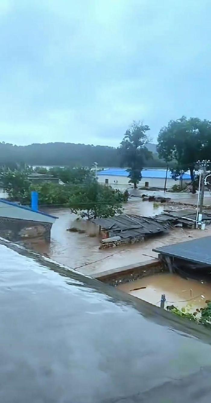 7·18子洲暴雨图片