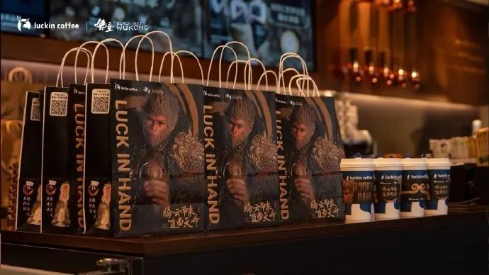 （来源：瑞幸咖啡官博）