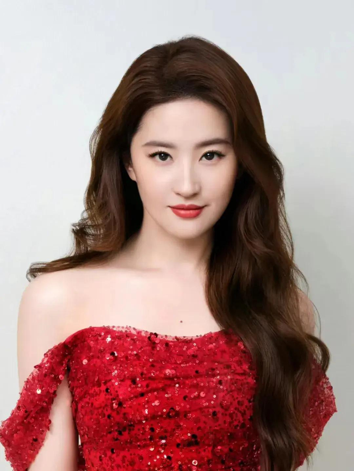 中国公认最漂亮的的十位年轻女明星,你认为哪一位最漂亮呢?