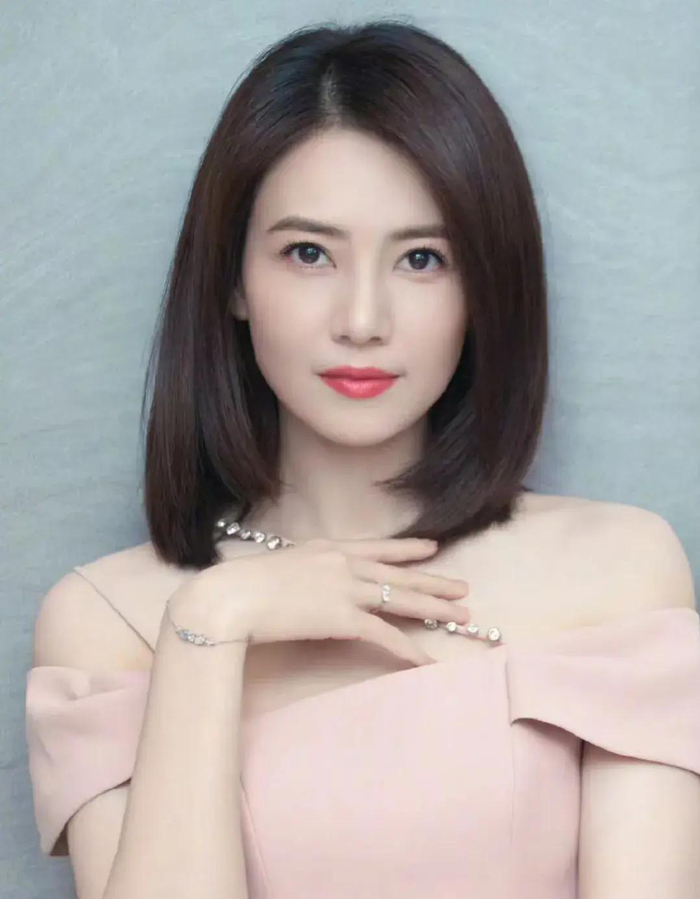 中国公认最漂亮的的十位年轻女明星,你认为哪一位最漂亮呢?