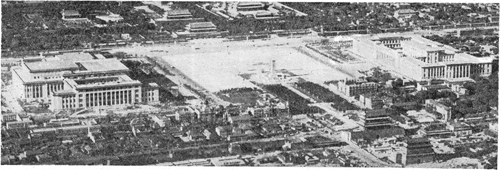 1959年，天安门广场鸟瞰图。图源：北京日报