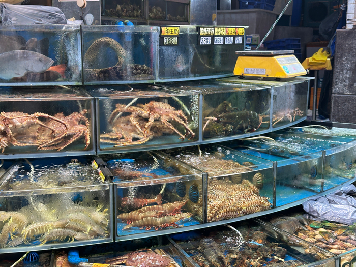 市场内海鲜酒楼海鲜种类增加