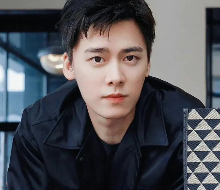 刘诗诗厌恶吴奇隆?李易峰和张晚意到底什么关系?贾玲刻意讨好观众?