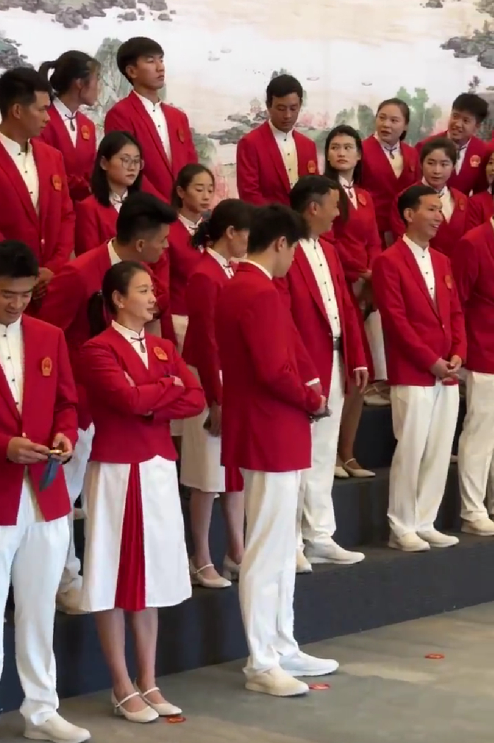 笑喷！潘展乐被问接下来目标：先把你们记者应付过去 我再好好放松-潘 pan