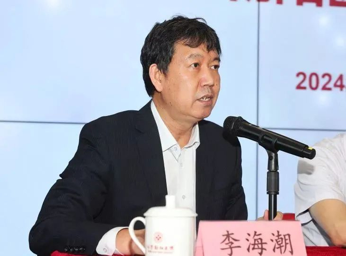 8月22日下午，首都医科大学附属北京朝阳医院召开干部会议，宣布李海潮任该院院长（副局长级）。图源/北京朝阳医院