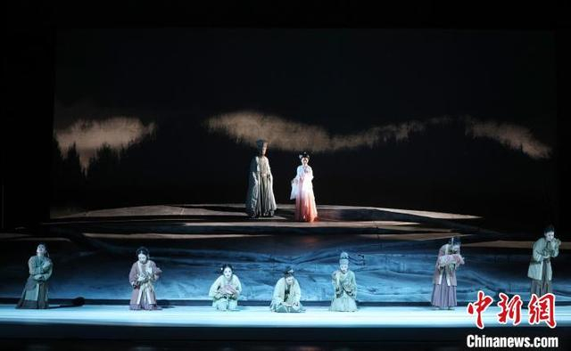 音乐剧《大江东去》剧照。 廖文静 摄