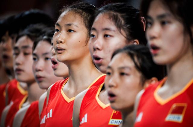 中国U17女排3-0日本夺冠：杨舒茗24分黄悦鑫11分 1-16排名出炉-女排17号队员