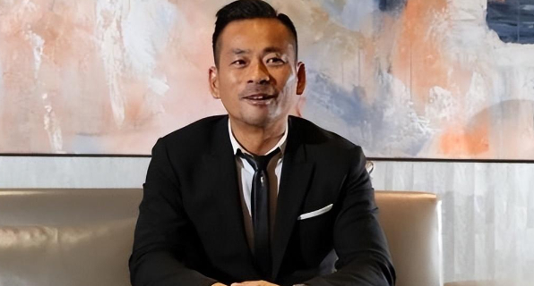 "第二代赌王"周焯华的毁灭史和被他睡过的女星们