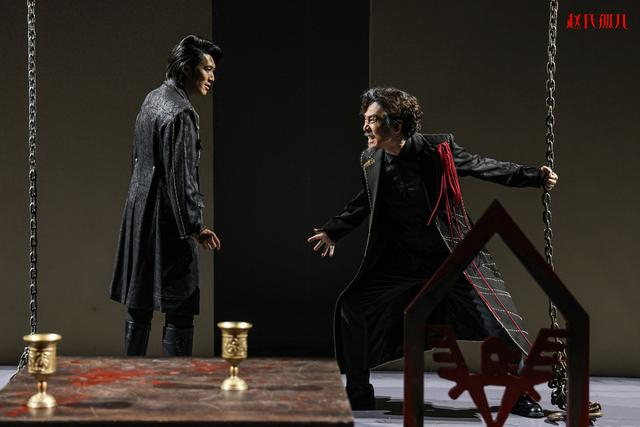 《赵氏孤儿》剧照（北京人艺供图）