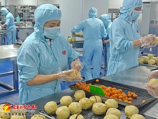 企业一线看生产 | 月饼"出炉记"