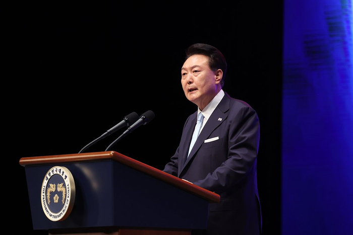 “深度伪造”犯罪让韩国社会恐慌，超百所学校“受害”，尹锡悦要求严查！-韩国造假