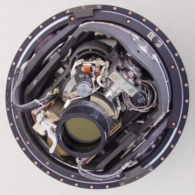 看透迷雾的"眼睛"!俄军kh-29td红外成像空地导弹导引头