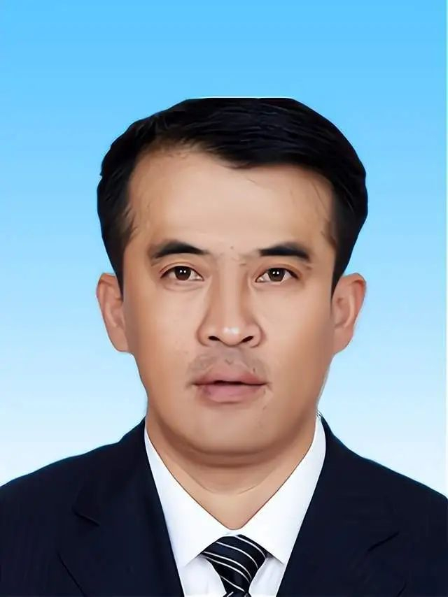 6位干部拟任正厅新职,2位女干部|青海省|领导干部|西宁市_新浪新闻