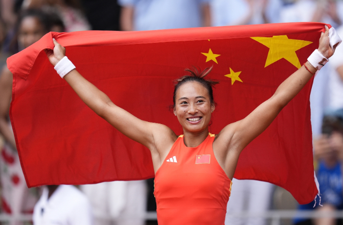 美网最新形势：男女NO.1送蛋晋级，5大种子翻车，中国单打幸存3人-美网男子冠军奖金