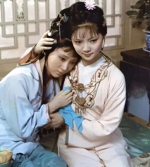 87版《红楼梦》电视剧剧照再看"掉包计".