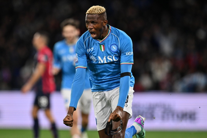 罗马诺:奥斯梅恩和马里奥-鲁伊和球队关系均已破裂 两人都想离队