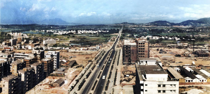 1983年的“深圳第一路”深南大道，深圳卫视