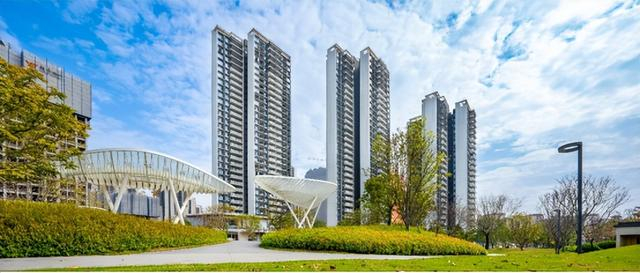 越秀·大学·星汇城实拍图