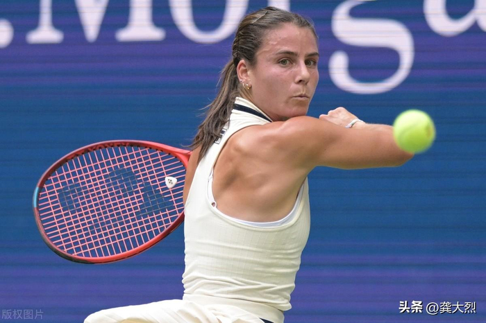 美国青春德比:纳瓦罗击碎高芙美网卫冕之梦