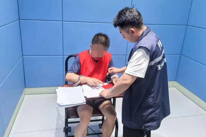 嫌疑人对违法行为供认不讳