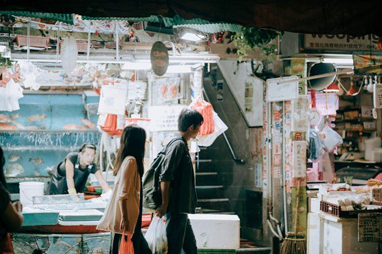 充满市井气息的香港