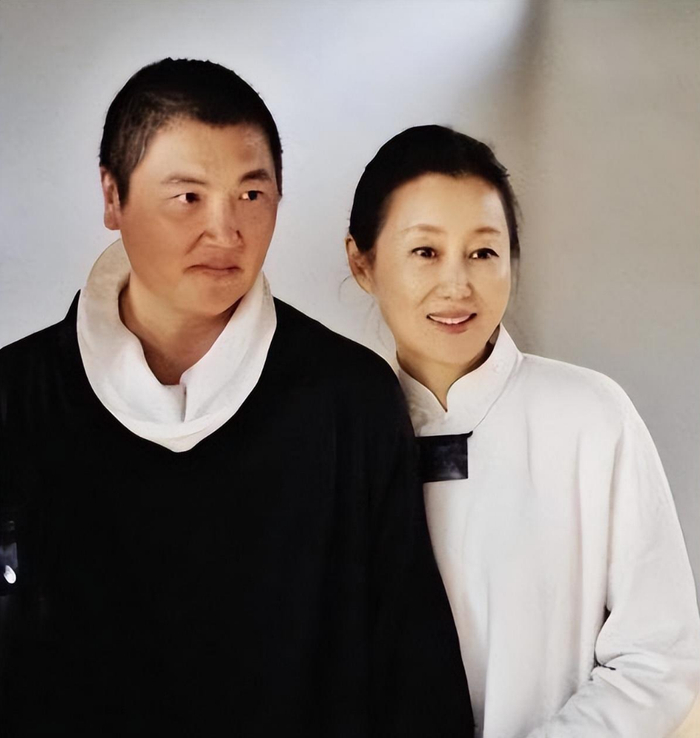 潘蔚:三婚两离,和孙楠因高尔夫球结缘,结婚15年,如今怎样了?