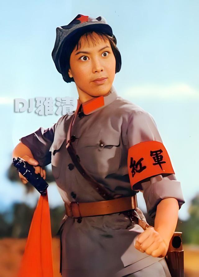 钱浩梁去世4周年 人走茶凉?86岁曲素英颤巍巍现身 一句话令人泪崩