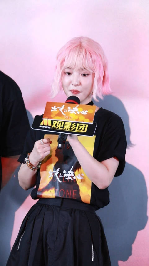 从角色到生活,吴倩谈戏里戏外与母亲的关系:每个人都要先好好爱自己