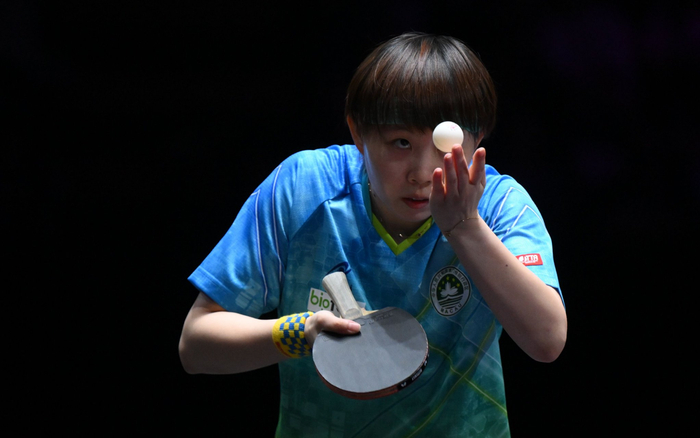 淡出赛场这几年，朱雨玲做过企业高管、高校老师。  图/新华社