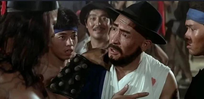 李海生在电影《A计划》中饰演李初九。（影视截图）