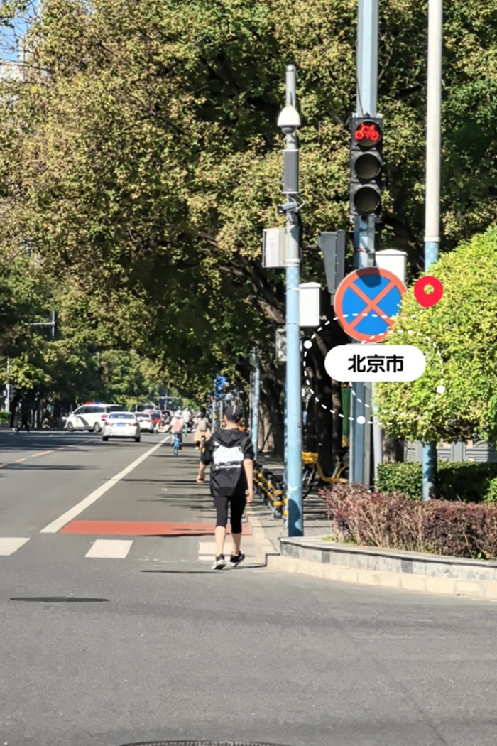 宋丹丹庆64岁大寿，众星现场道贺，姜妍携老公参加，张一山也来了