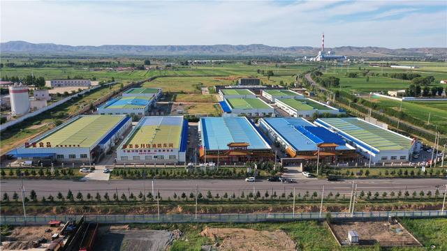 丰镇食品产业园航拍图。