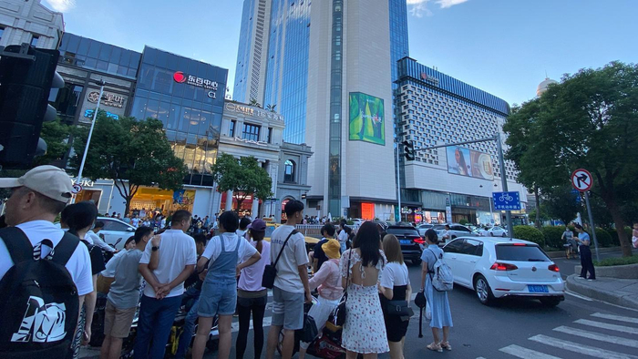 2024新中产人群洞察报告:2.57亿新中产,消费回归务实__财经头条__新浪财经