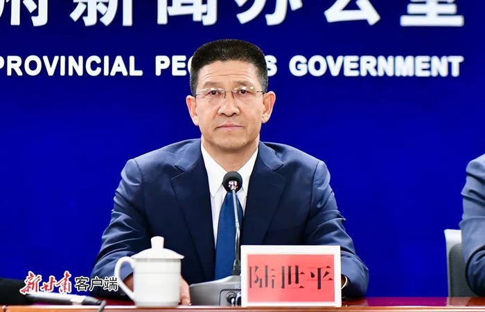 武威市委常委、宣传部部长陆世平