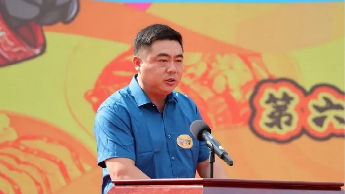 河间市驴肉火烧产业促进会会长白东松 图片来源：河间周报