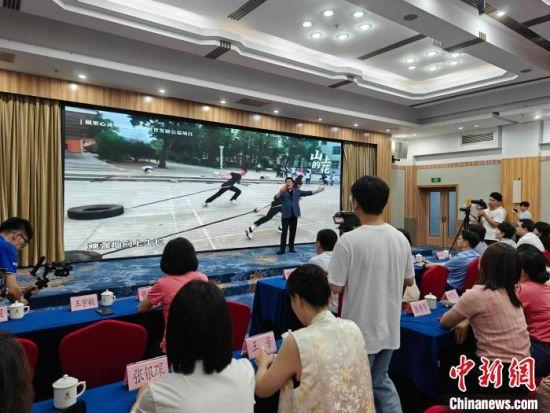 图为“母爱如月 伴我行”——福至心灵庆中秋公益活动现场。叶秋云 摄