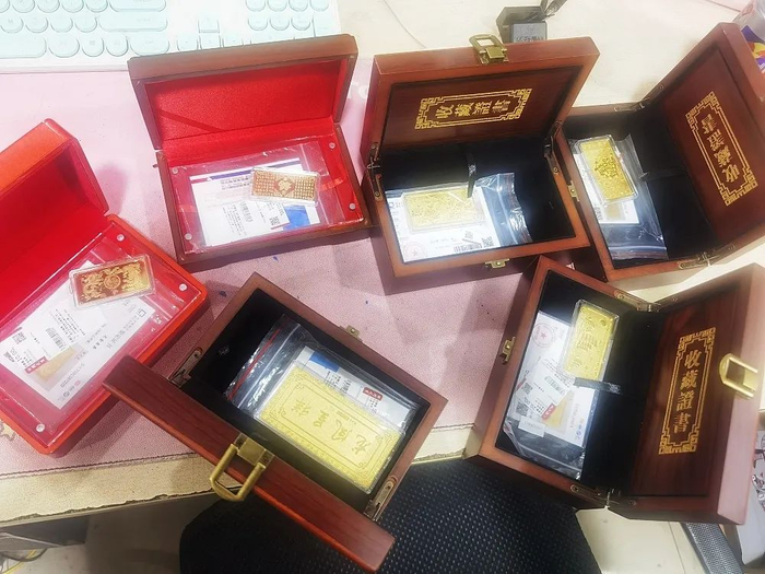 余姚公安追回的金条。