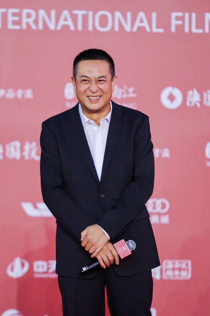 演员张嘉益