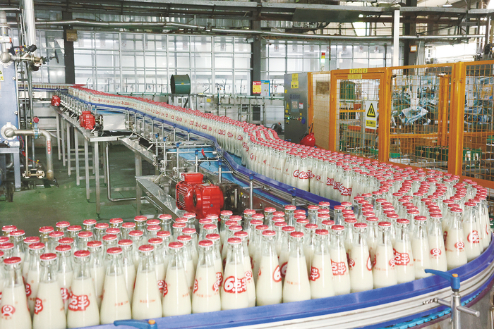     ▲广西六点半豆制品有限公司全自动化生产线。