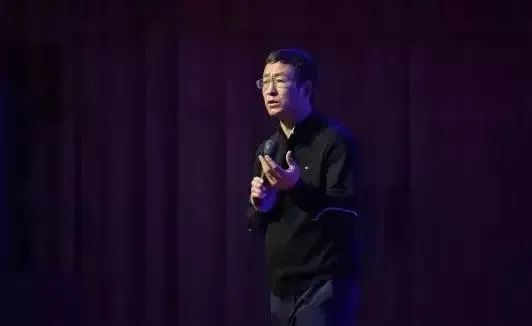 ▲白岩松聊“古典音乐与人生”