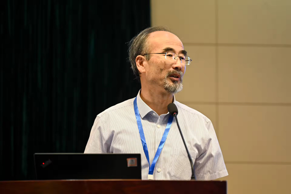 杨林贵教授总结发言