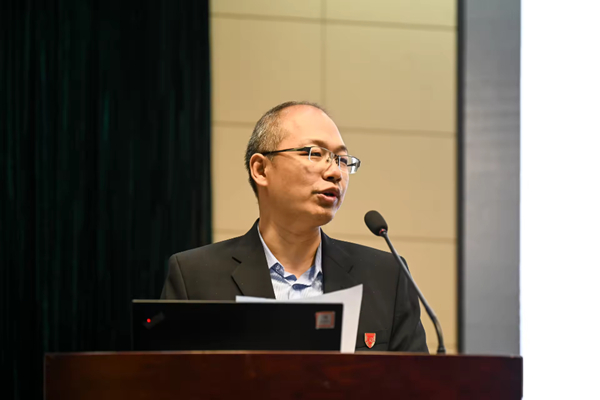 郝田虎教授发言