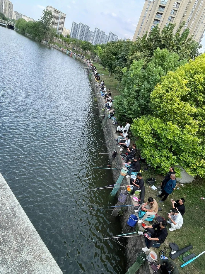 人山人海！场面有点大！全萧山的钓鱼佬都来这了？-萧山钓鱼网